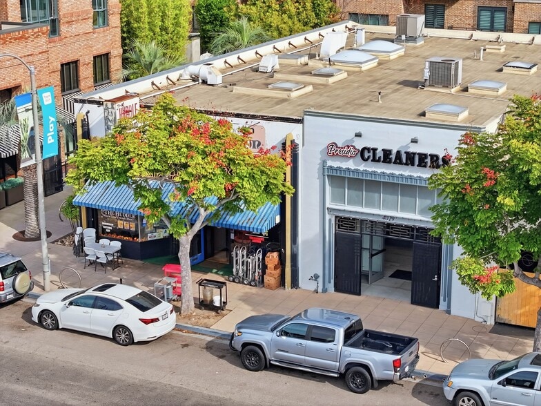 4019 Goldfinch St, San Diego, CA à vendre - Photo du bâtiment - Image 2 de 6