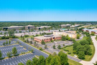 1500 S Lakeside Dr, Bannockburn, IL - aerial  map view