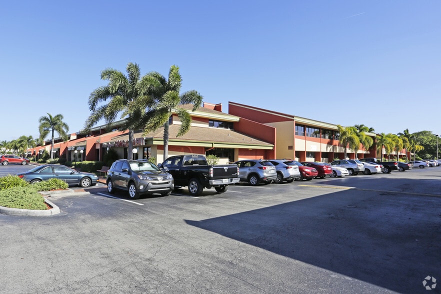 12995 S Cleveland Ave, Fort Myers, FL for sale - Building Photo - Image 3 of 12