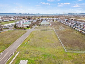 Plus de détails pour 4702 Industry Dr, Central Point, OR - Terrain à vendre