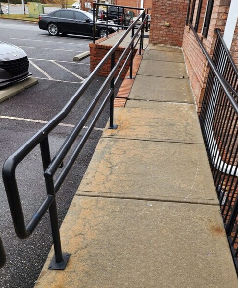 485 S Perry St, Lawrenceville, GA à louer - Photo du bâtiment - Image 3 de 21