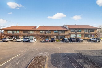 169-171 E Reynolds Rd, Lexington, KY for lease Building Photo- Image 1 of 13