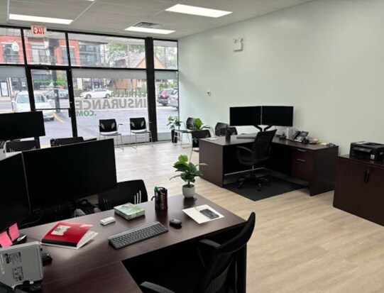 2949-2959 W Irving Park Rd, Chicago, IL à louer - Photo du bâtiment - Image 3 de 3