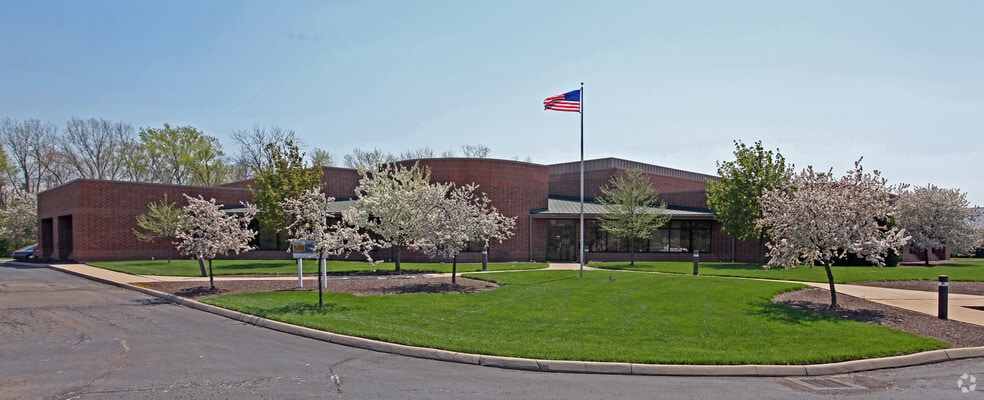 4750 Hempstead Station Dr, Kettering, OH for sale - Building Photo - Image 2 of 16