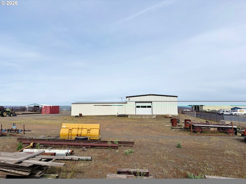 30565 Oldfield St, Hermiston, OR for sale - Building Photo - Image 3 of 9