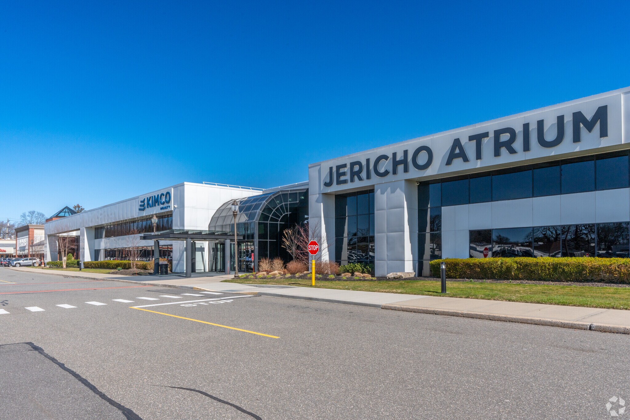 500 N Broadway, Jericho, NY for lease Primary Photo- Image 1 of 22