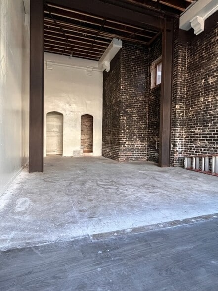 3176-3188 W 8th St, Los Angeles, CA for lease - Building Photo - Image 2 of 6