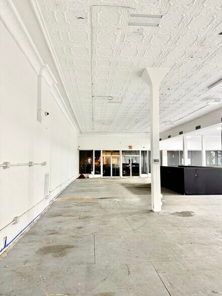 14-20 N Main St, Shenandoah, PA à vendre - Photo du bâtiment - Image 3 de 13