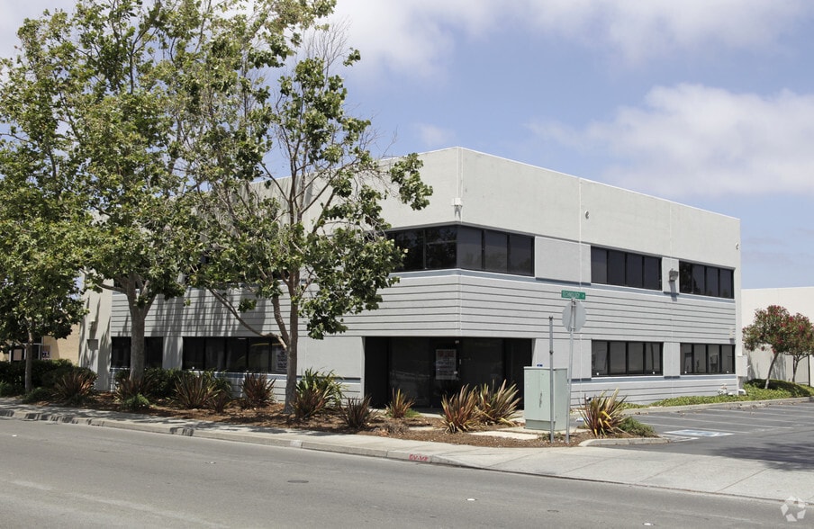 2513 Technology Dr, Hayward, CA for lease - Primary Photo - Image 1 of 11