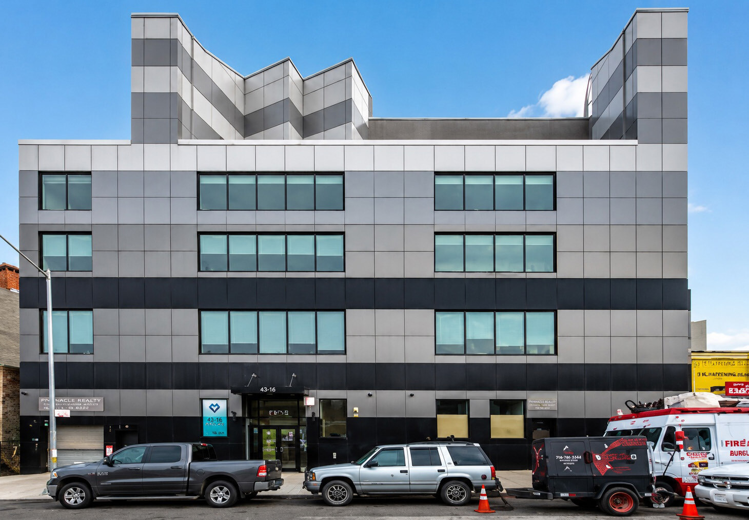 1976 Crotona Pky, Bronx, NY for lease Building Photo- Image 1 of 2
