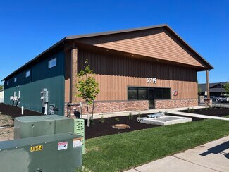 Plus de détails pour 2719 NW 7th st, Redmond, OR - Commerce de détail à louer