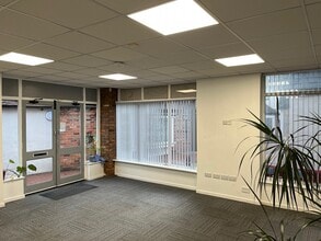 12-15 Deans Ct, Bicester for lease Interior Photo- Image 1 of 7