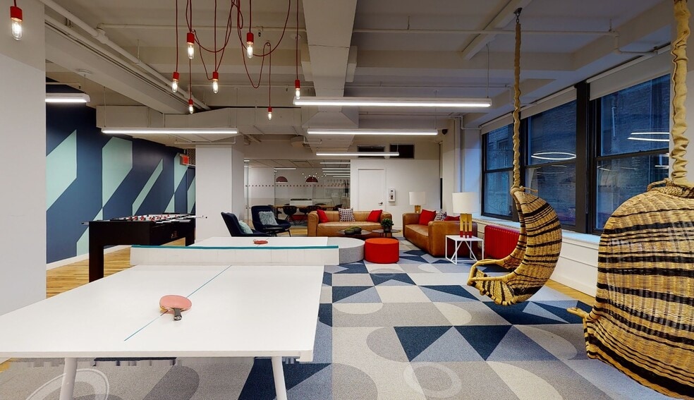 141 W 36th St, New York, NY for lease - Matterport 3D Scan - Image 3 of 9