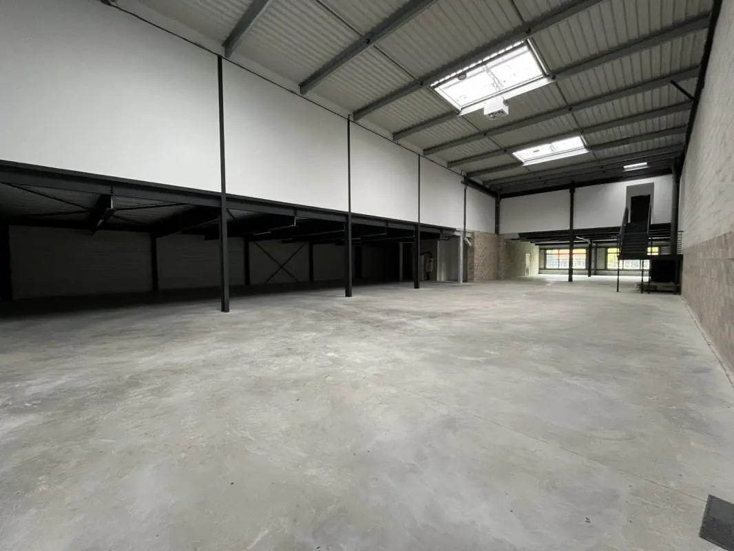 Industrial in Gennevilliers for lease Building Photo- Image 1 of 27