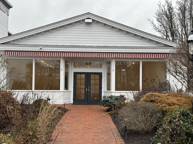 200 Main St, Greenport, NY for sale - Building Photo - Image 2 of 20