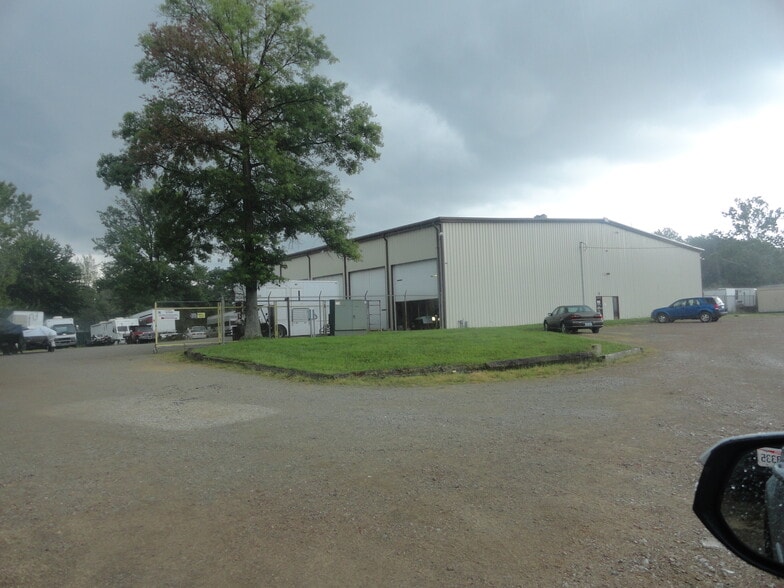 3354 State Route 132, Amelia, OH for sale - Primary Photo - Image 1 of 7