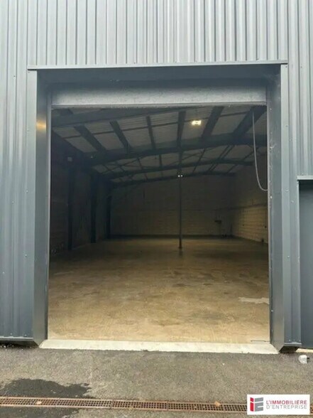 Flex dans Rennes à louer - Photo du bâtiment - Image 2 de 5