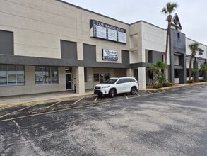 2080-2260 Sarno Rd, Melbourne, FL à louer Photo intérieure- Image 1 de 3