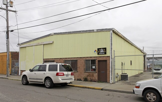 More details for 9828 Pearmain St, Oakland, CA - Industrial for Lease