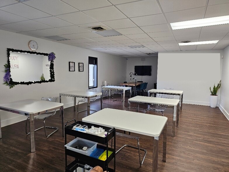 2284-2294 E Main St, Bexley, OH for lease - Interior Photo - Image 3 of 18