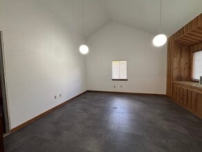 1191 Rockledge Blvd, Rockledge, FL for lease Interior Photo- Image 1 of 7