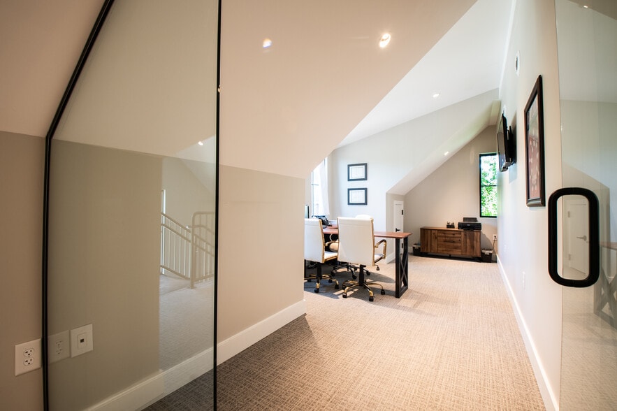 115 S High St, Dublin, OH for lease - Interior Photo - Image 3 of 12