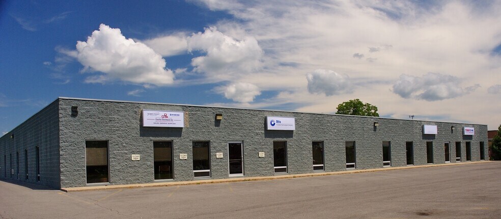 5 Technology Pl, East Syracuse, NY à louer - Photo principale - Image 1 de 1