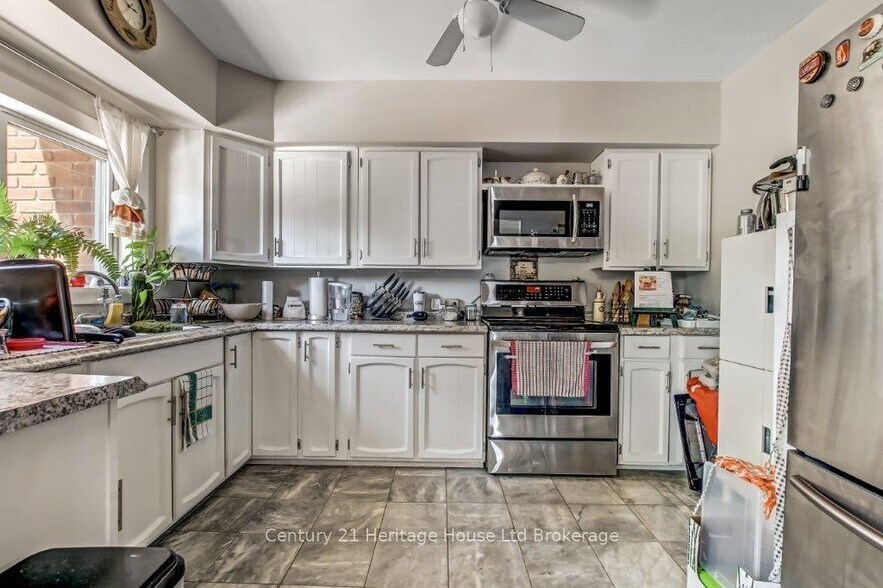 285 Highway 3, Tillsonburg, ON à vendre - Photo du bâtiment - Image 3 de 5