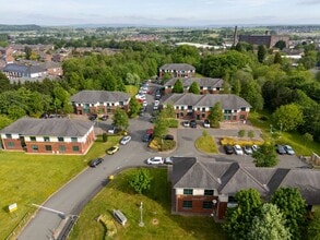 Salmon Fields, Oldham à louer Photo du bâtiment- Image 1 de 4