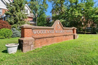 19 Woodland St, Hartford, CT for lease Interior Photo- Image 2 of 20