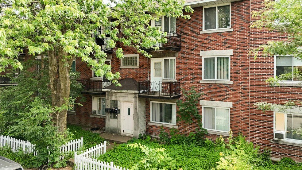 6744 21e Av, Montréal, QC à vendre - Photo du bâtiment - Image 2 de 4