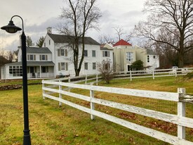 Office Center @ Four Winds Farm - Science de la vie