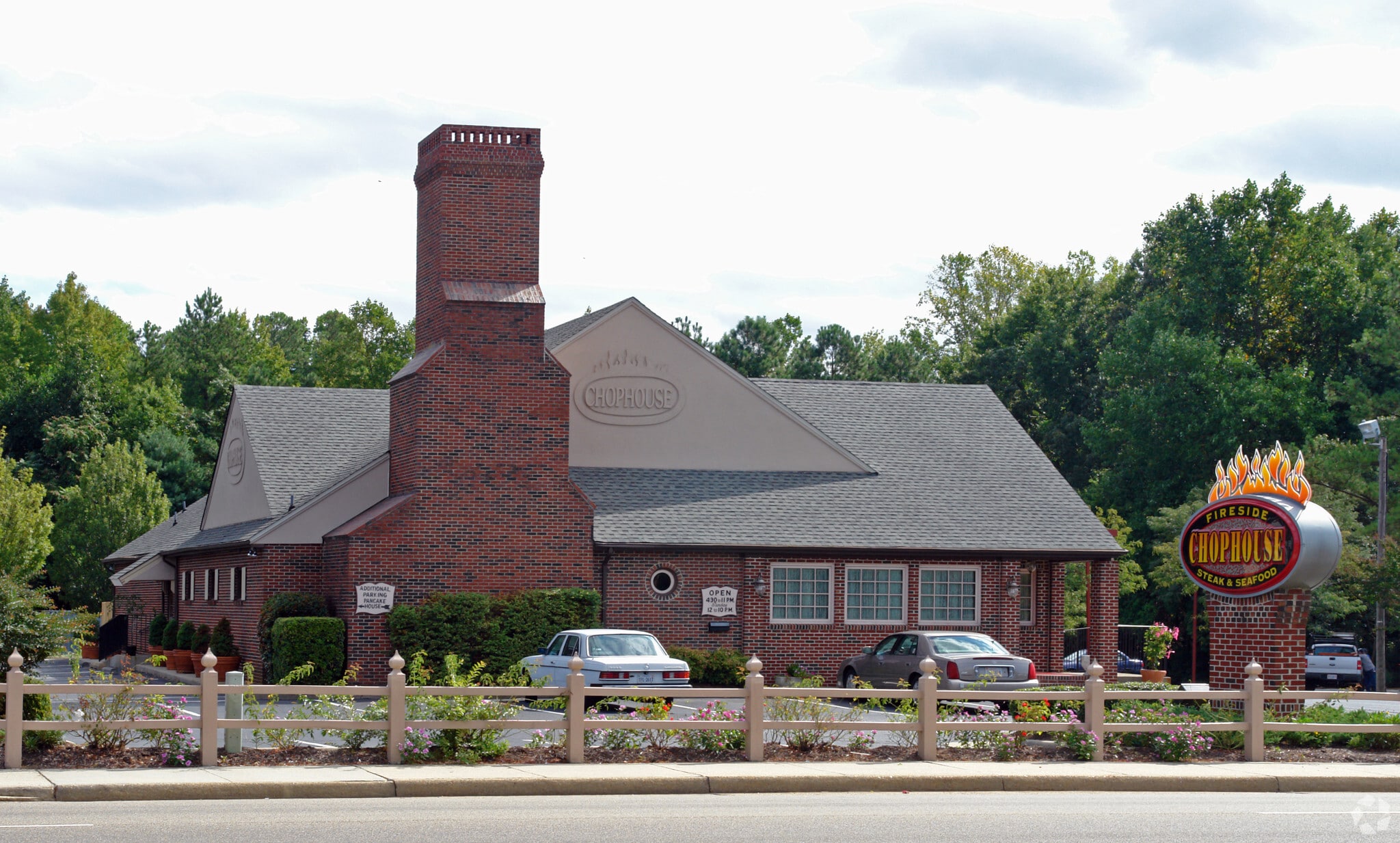 1995 Richmond Rd, Williamsburg, VA for lease Primary Photo- Image 1 of 13