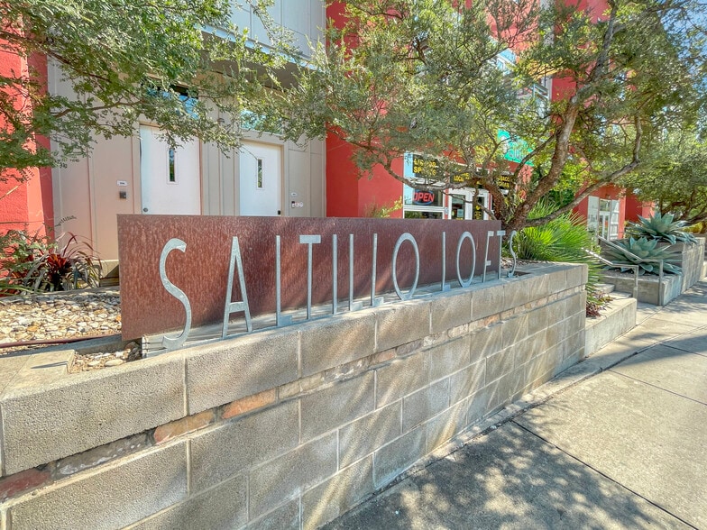 1601 E 5th St, Austin, TX for lease - Building Photo - Image 3 of 16