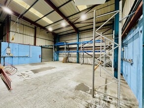 Palatine St, Manchester for lease Interior Photo- Image 1 of 3