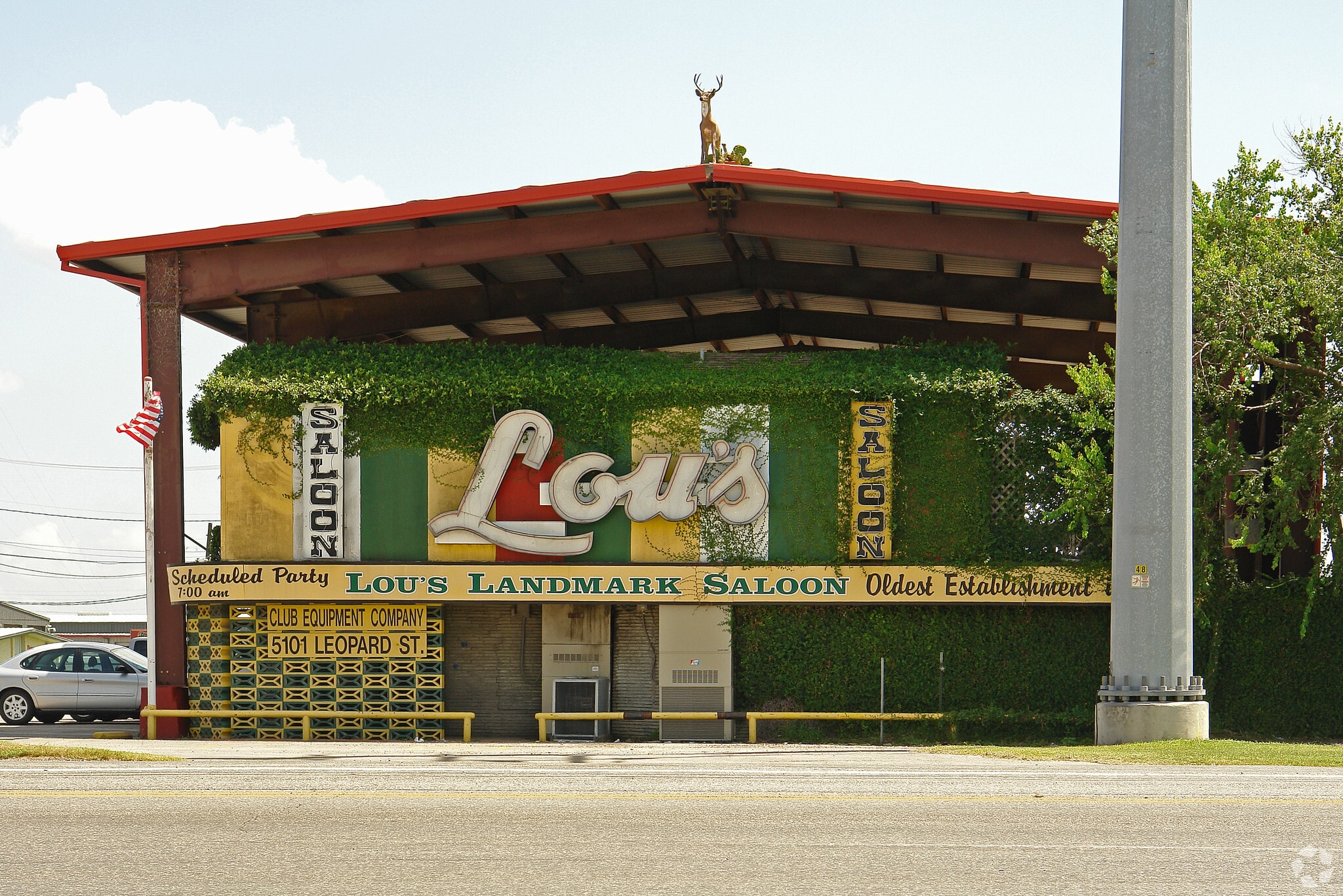 5101 Leopard St, Corpus Christi, TX for sale Primary Photo- Image 1 of 3