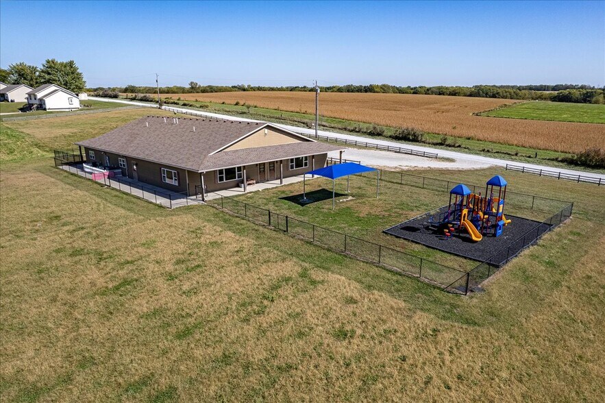 3536 NW Gower Rd, Gower, MO à vendre - Photo du bâtiment - Image 3 de 34