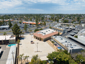 2935 Oswell St, Bakersfield, CA - aerial  map view - Image1