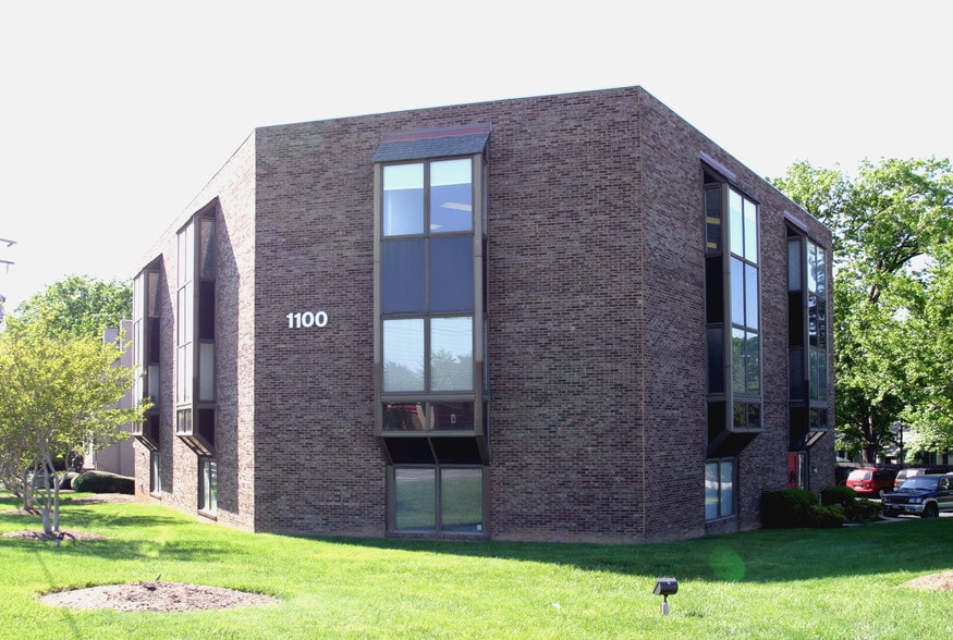 1100 Welborne Dr, Richmond, VA à louer - Photo du bâtiment - Image 2 de 8