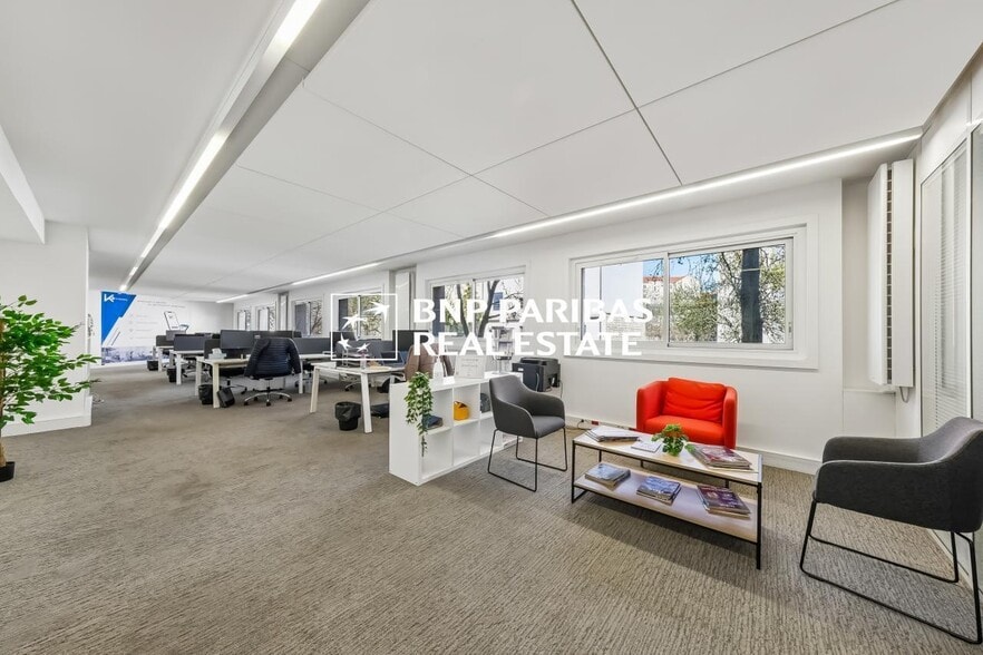35 Boulevard Georges Clémenceau, Courbevoie à louer - Photo intérieure - Image 3 de 14
