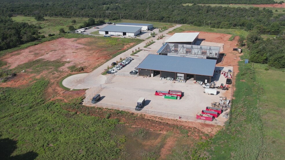 1662 Freedom Market Pl, Edmond, OK for lease - Commercial Listing Video - Image 3 of 10