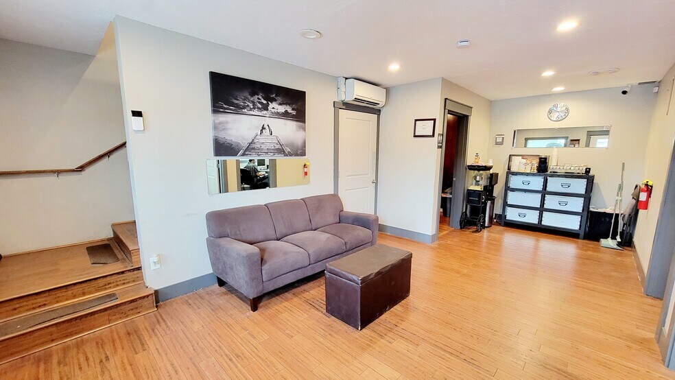 4045 State St, Salem, OR à vendre - Photo du bâtiment - Image 2 de 11