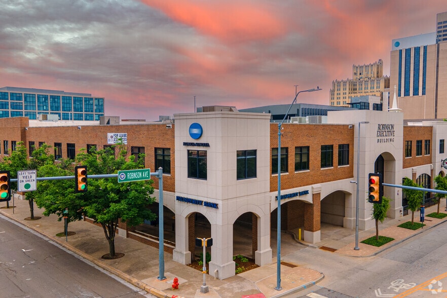 612-620 N Robinson Ave, Oklahoma City, OK for lease - Building Photo - Image 3 of 11