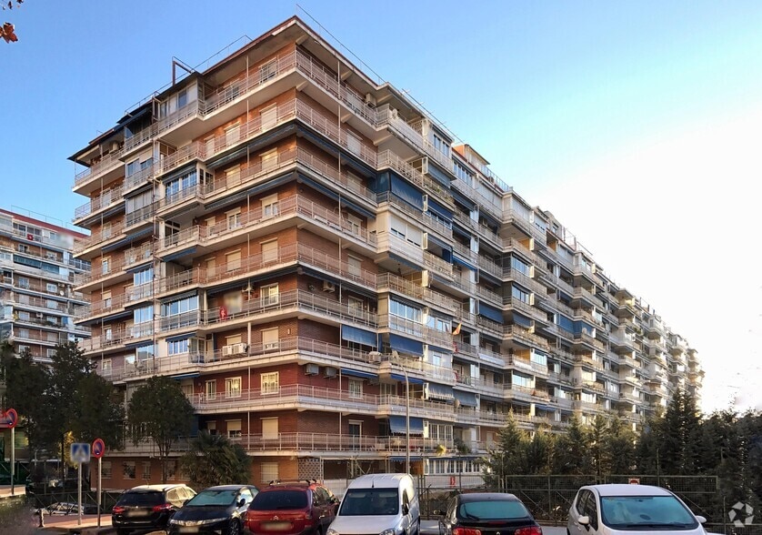 Calle Porto Colón, 8, Alcorcón, Madrid for sale - Primary Photo - Image 1 of 2