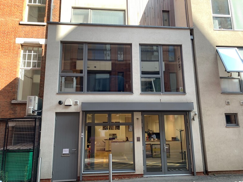 3 Young's Buildings, London for sale - Building Photo - Image 2 of 8