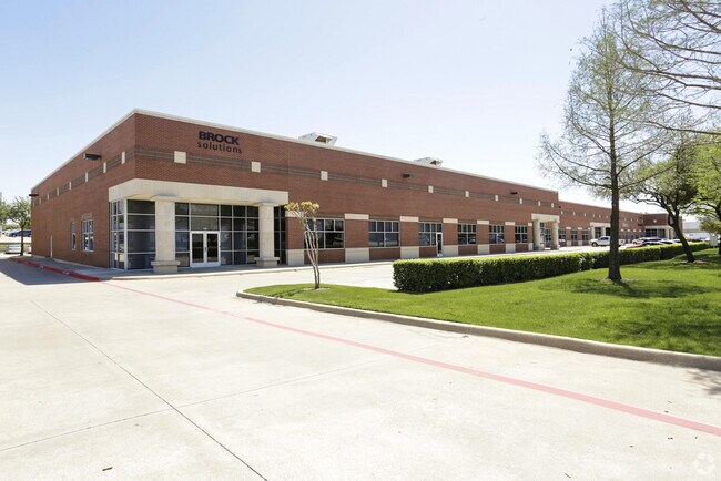 More details for 8080 Tristar Dr, Irving, TX - Office, Industrial for Lease