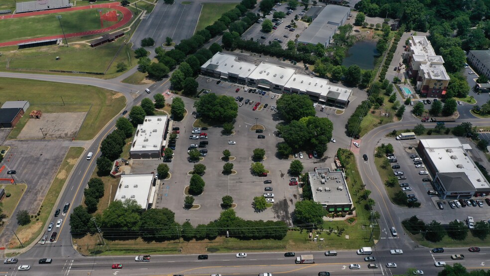 161 S Aiken Ln, Aiken, SC for lease - Building Photo - Image 2 of 17