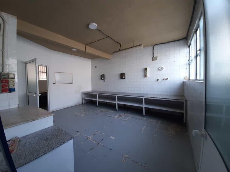 Retail in Cáceres, Cáceres for lease - Interior Photo - Image 2 of 22