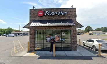 1710 S Main St, Saint Martinville, LA for lease Interior Photo- Image 1 of 3