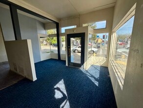 801 D St, San Rafael, CA à louer Photo intérieure- Image 2 de 4